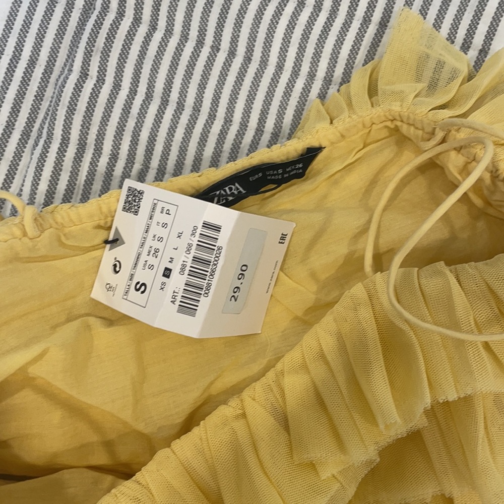 Too with tags - Picture 2 of 2